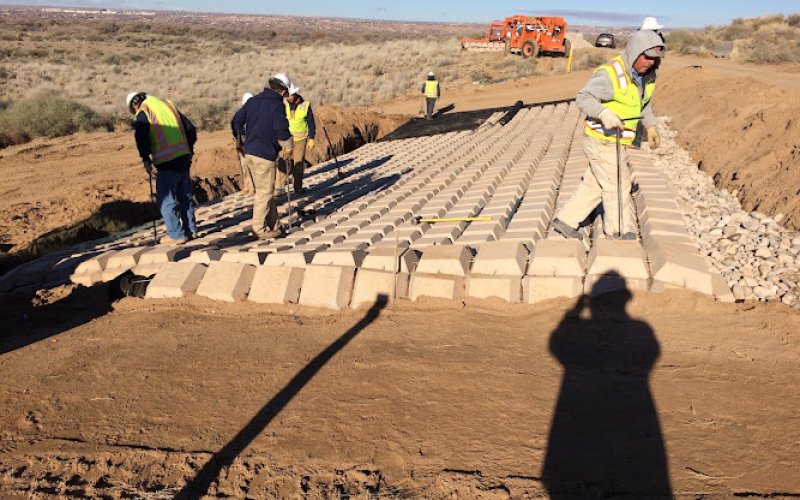 DUB-L-EE CONSTRUCTION