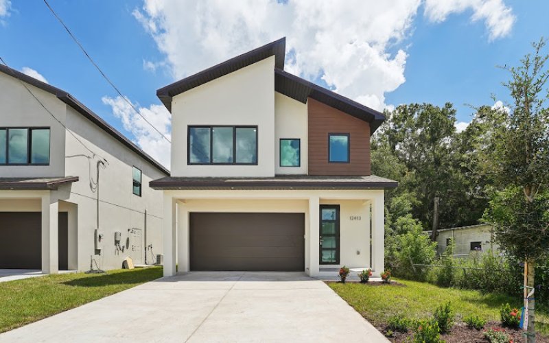 Lightning Construction & Remodeling LLC
