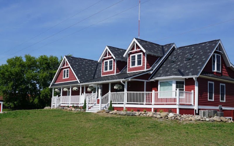 Palmer Construction — Roofing contractor in Lansing