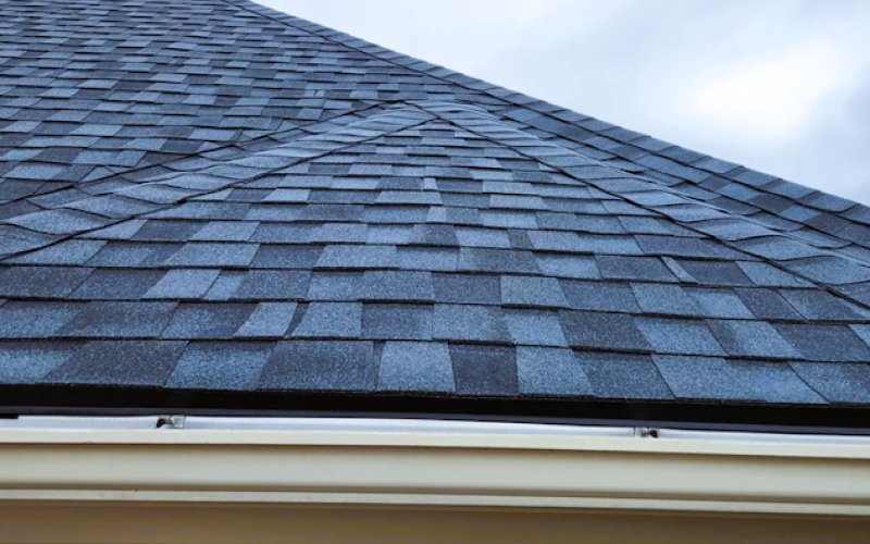 Hold Roofing Parkway