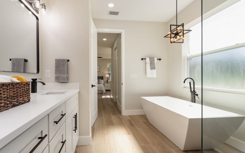 Exponential Construction — General contractor in Palm Bay