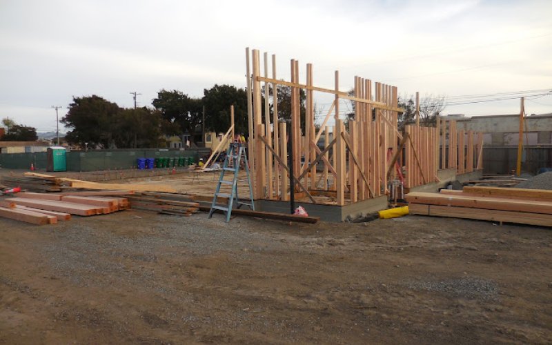 Lawrence Construction Inc — Construction company in Richmond