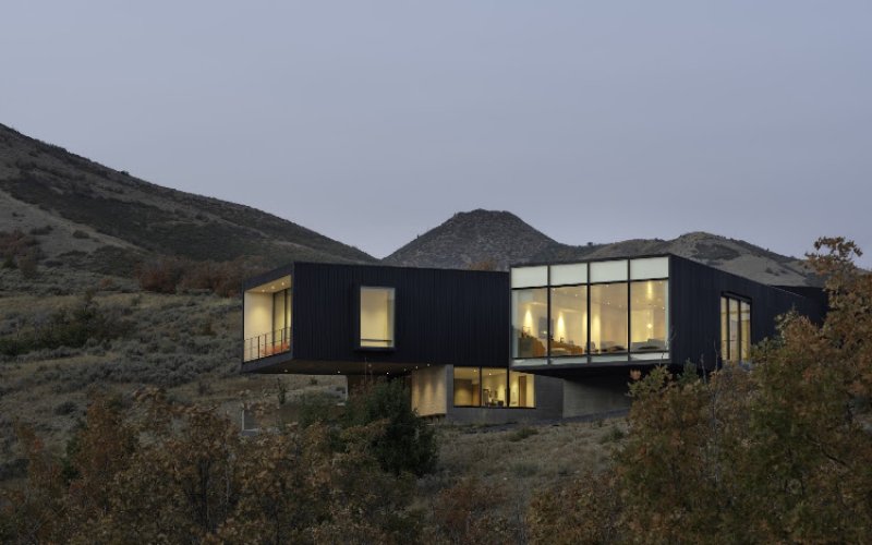 Living Home Construction
