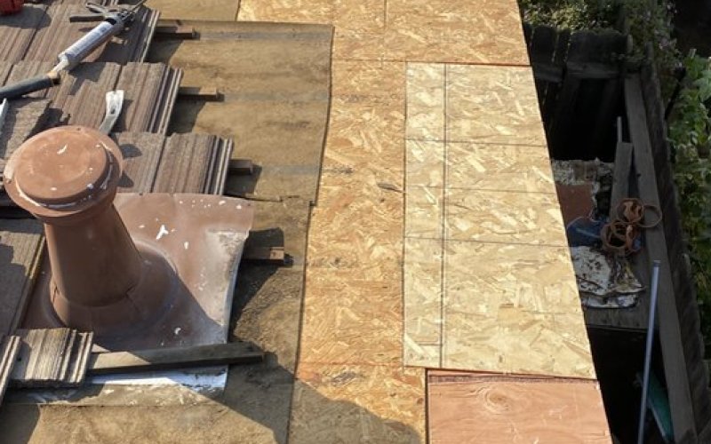 Santa Ana Roof Repair and Installation Services