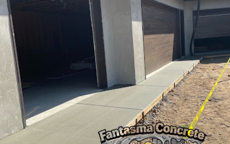 Fantasma Concrete — Concrete contractor in Thornton