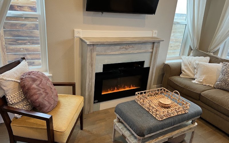 Maverix Construction Services — Construction company in Thornton