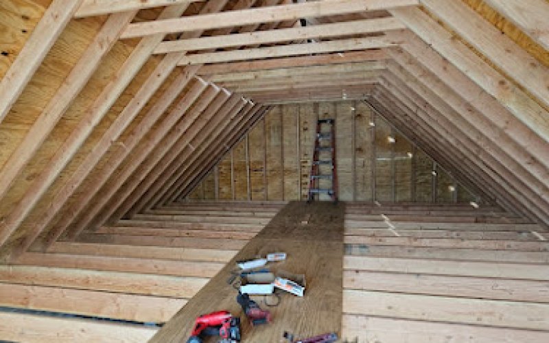E & J Construction Llc — Contractor in Waterbury