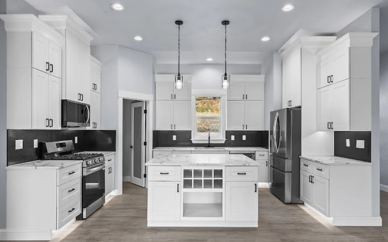 Royal construction Yakima