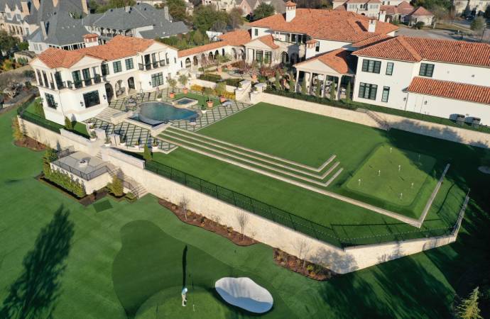 WinterGreen Synthetic Grass — photo